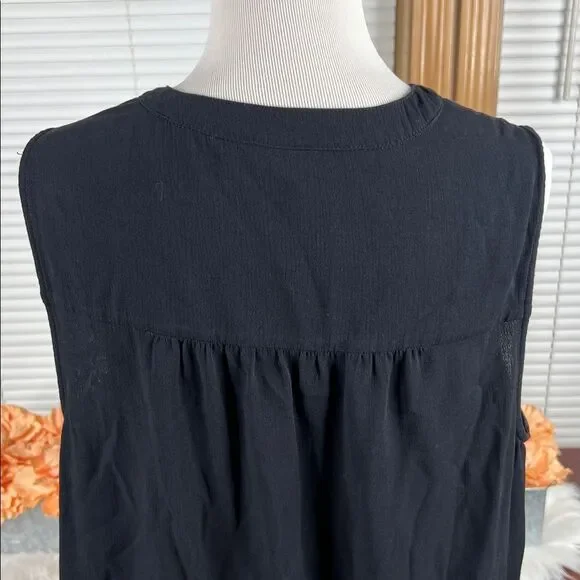 Torrid Harper Georgette Sleeveless Blouse Black Size 2 EUC - Picture 5 of 7